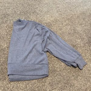 Long sleeve, SO top. Soft, fluffy material. Extra large
